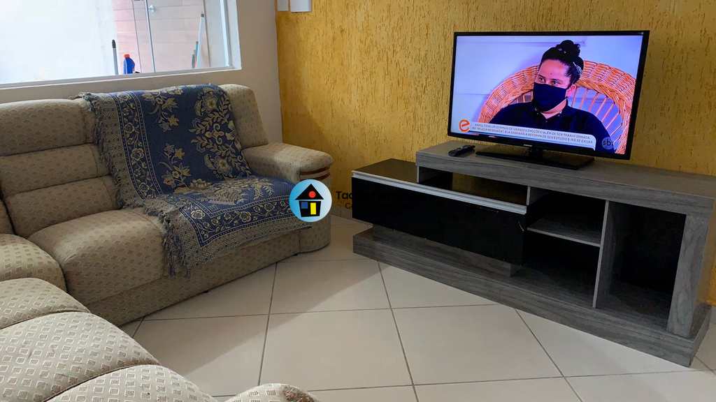 Casa em Mongaguá, no bairro Vila Anhanguera