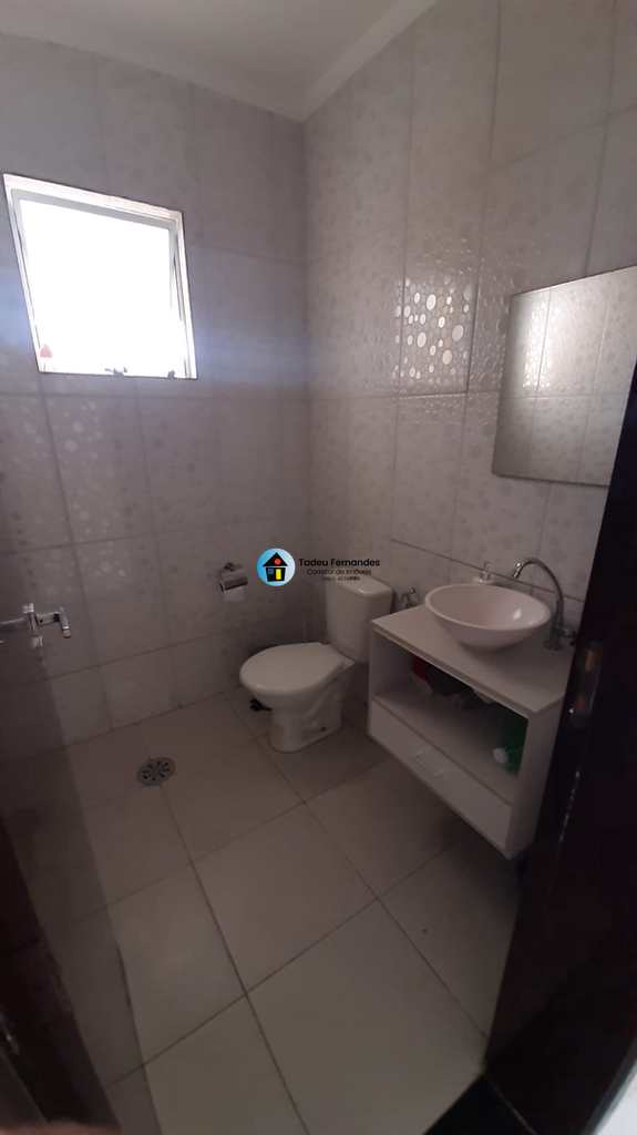 Casa em Itanhaém, no bairro Jardim Suarão