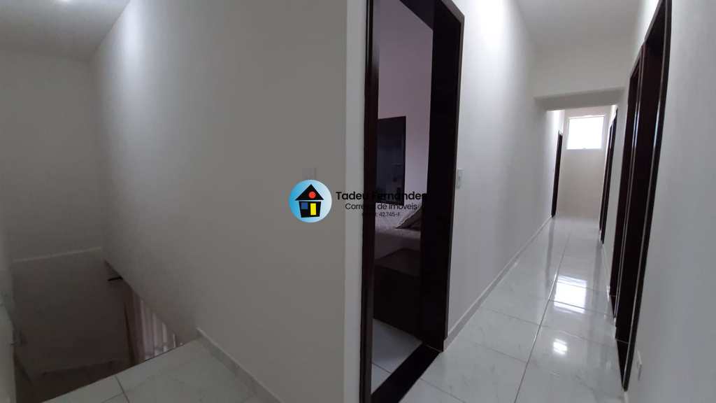 Casa em Itanhaém, no bairro Jardim Suarão