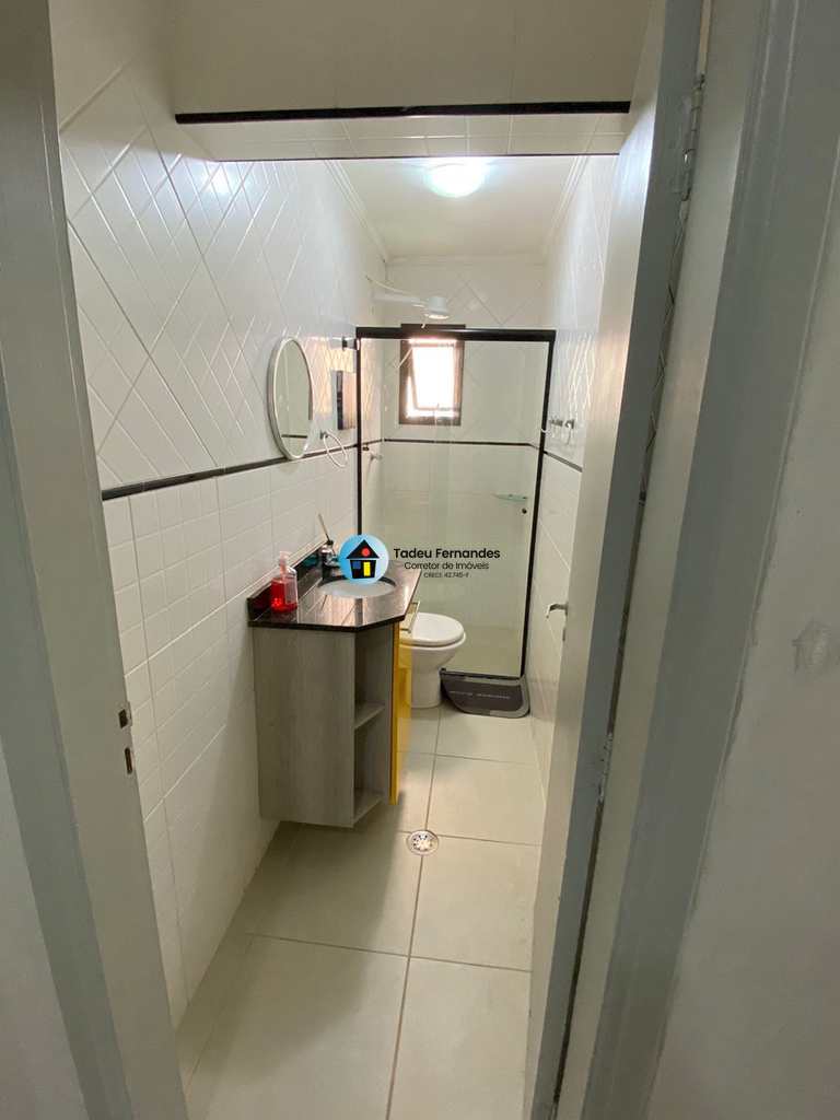 Apartamento em Mongaguá, no bairro Jardim Marina