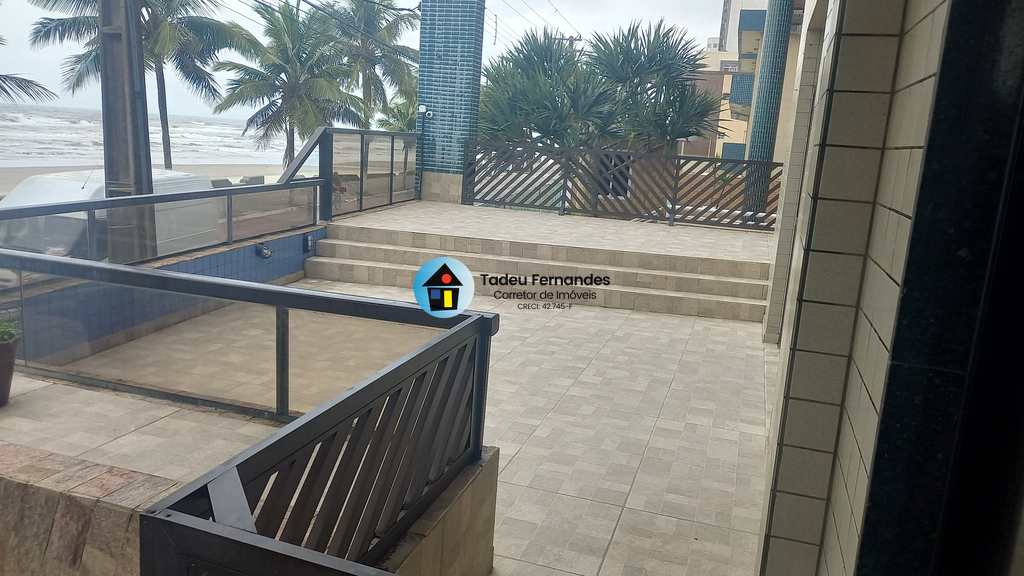 Apartamento em Mongaguá, no bairro Jardim Marina