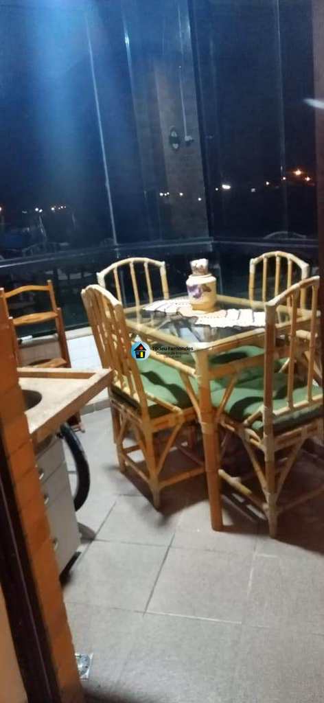 Apartamento em Praia Grande, no bairro Jardim Solemar