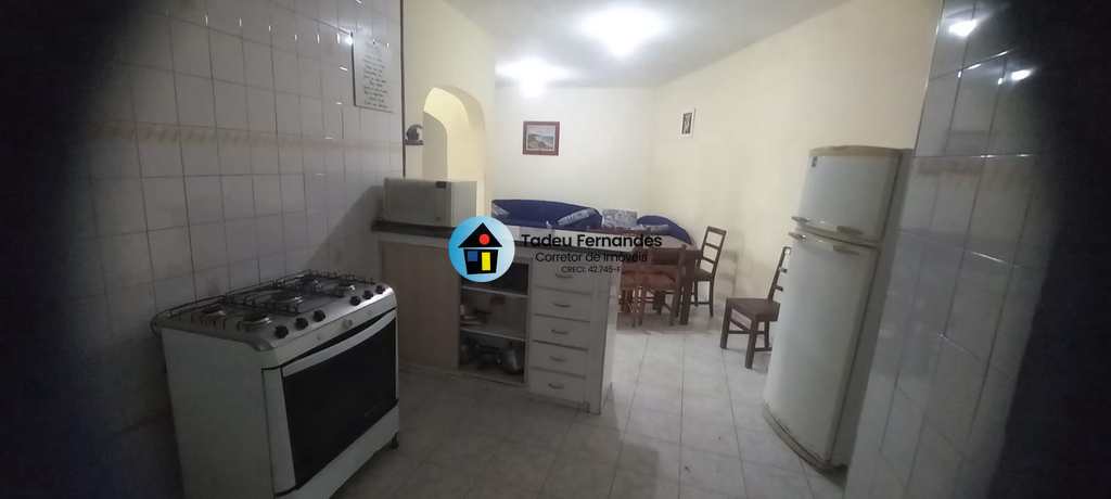 Casa em Mongaguá, no bairro Balneário Europa