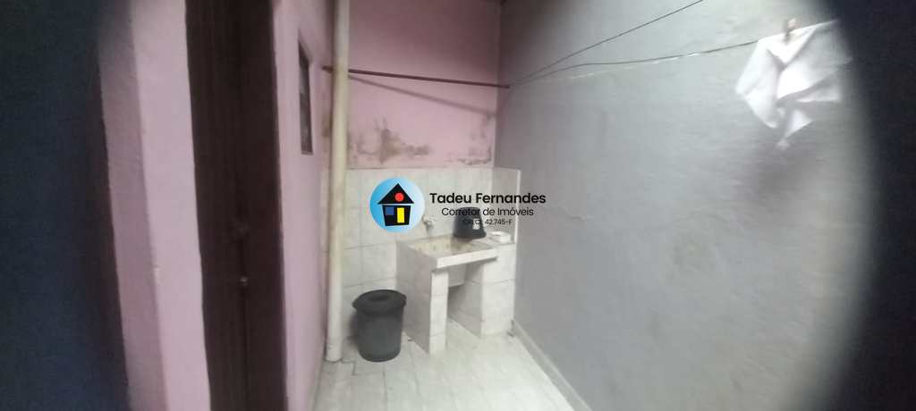 Casa em Mongaguá, no bairro Balneário Europa