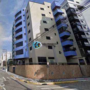 Apartamento em Mongaguá, bairro Jardim Marina