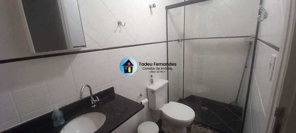 Apartamento em Mongaguá, no bairro Jardim Marina