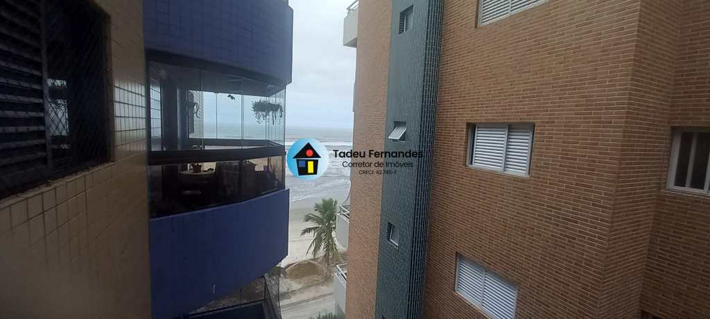 Apartamento em Mongaguá, no bairro Jardim Marina