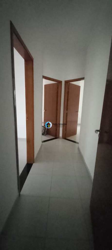 Casa em Mongaguá, no bairro Balneário Itaóca