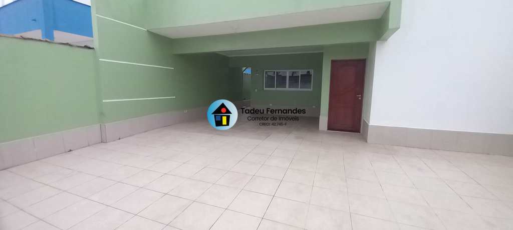 Casa em Mongaguá, no bairro Balneário Itaóca