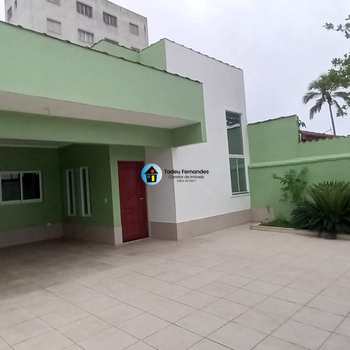 Casa em Mongaguá, bairro Balneário Itaóca