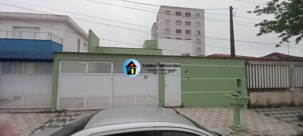 Casa em Mongaguá, no bairro Balneário Itaóca