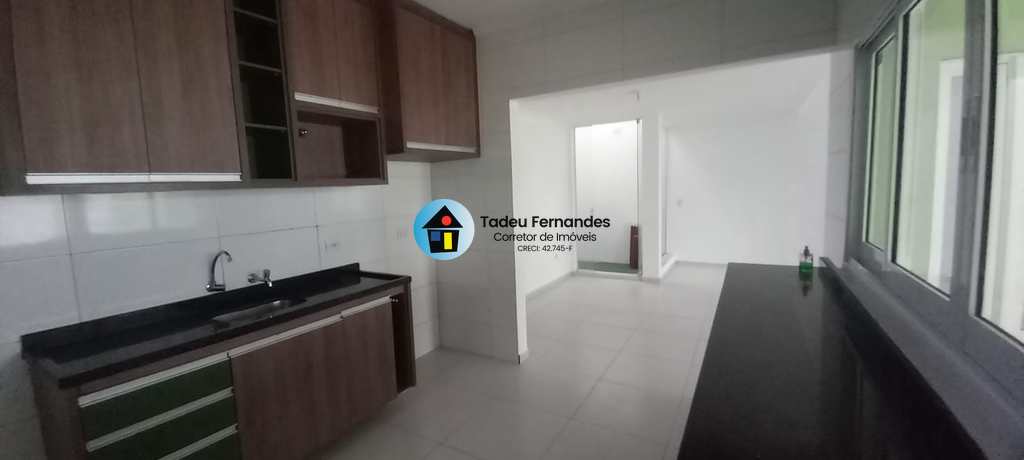 Casa em Mongaguá, no bairro Balneário Itaóca