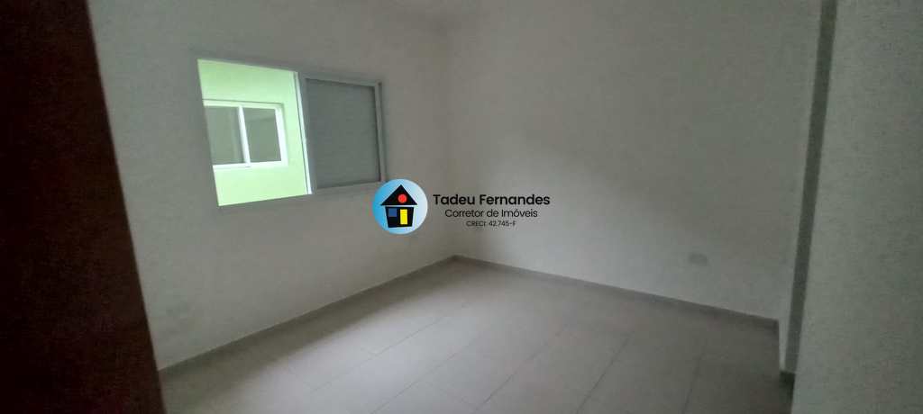 Casa em Mongaguá, no bairro Balneário Itaóca