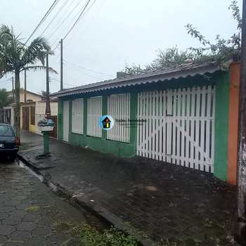 Casa em Mongaguá, bairro Balneário Europa