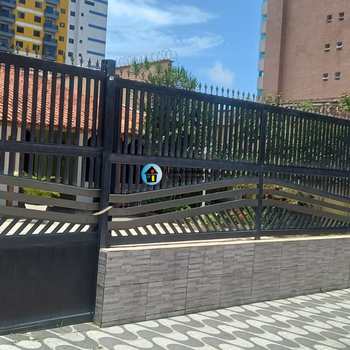 Casa em Mongaguá, bairro Jardim Marina