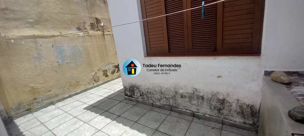Casa em Mongaguá, no bairro Jardim Marina