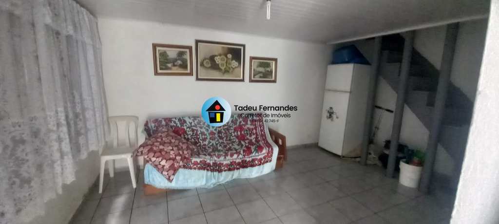 Casa em Mongaguá, no bairro Jardim Marina