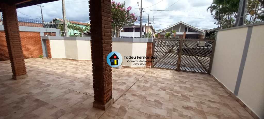 Casa em Itanhaém, no bairro Cibratel I