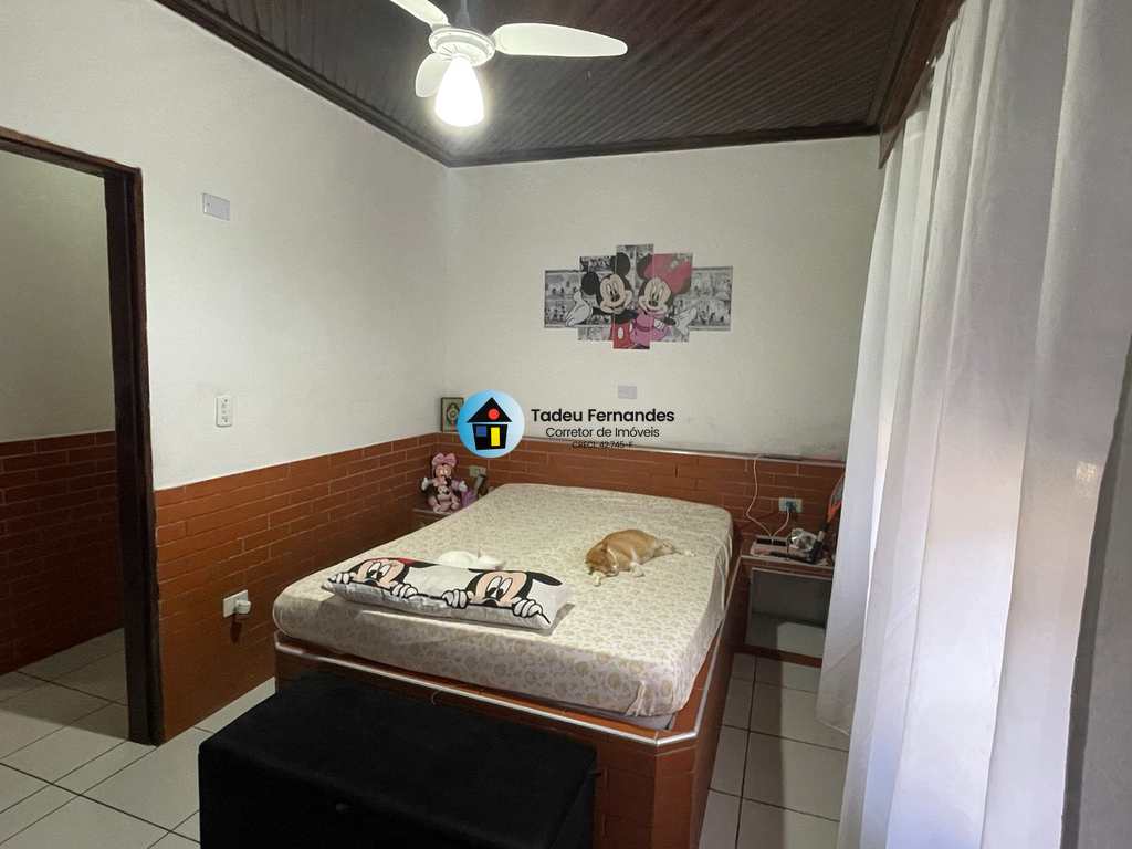 Casa em Mongaguá, no bairro Balneario Vera Cruz