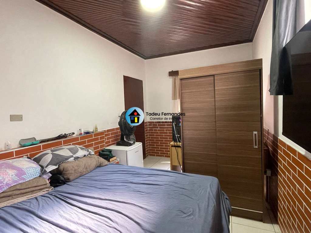 Casa em Mongaguá, no bairro Balneario Vera Cruz