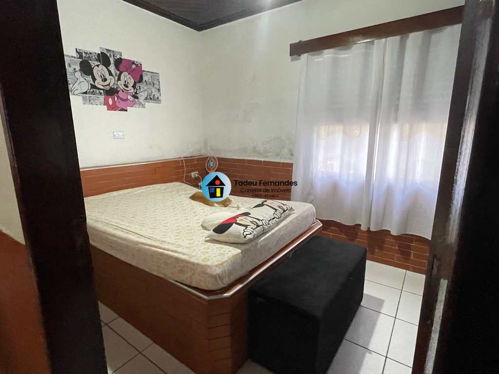 Casa em Mongaguá, no bairro Balneario Vera Cruz