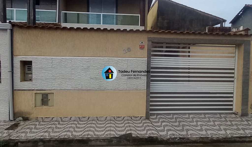 Sobrado em Mongaguá, bairro Vila Vera Cruz