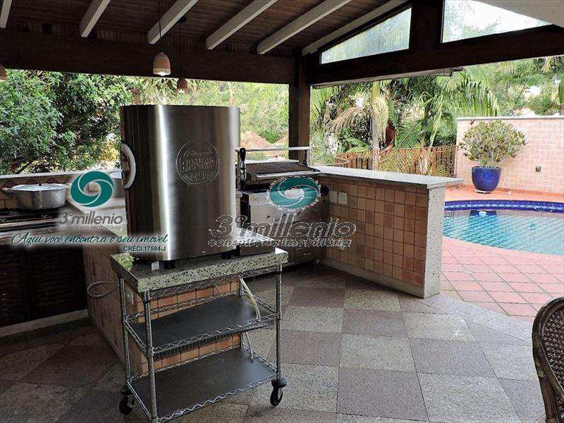 Casa em Cotia, no bairro Chácara Eliana