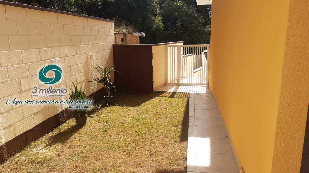 Casa em Cotia, no bairro Chácara Ondas Verdes