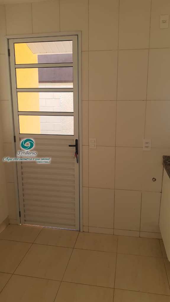 Casa em Cotia, no bairro Chácara Ondas Verdes