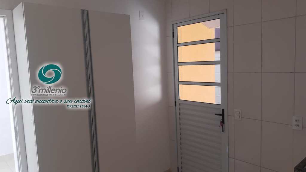 Casa em Cotia, no bairro Chácara Ondas Verdes