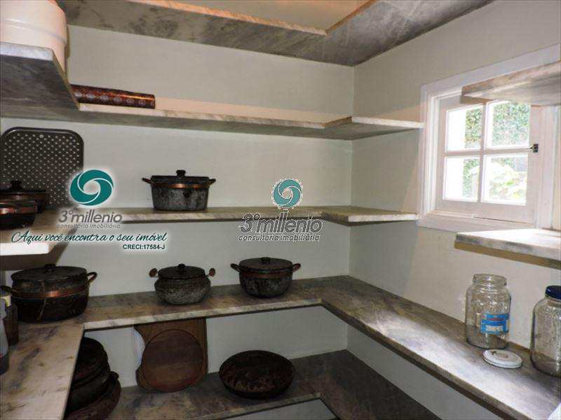 Casa em Cotia, no bairro Granja do Lago
