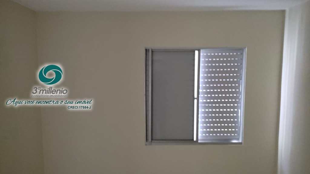 Apartamento em Cotia, no bairro Granja Viana II