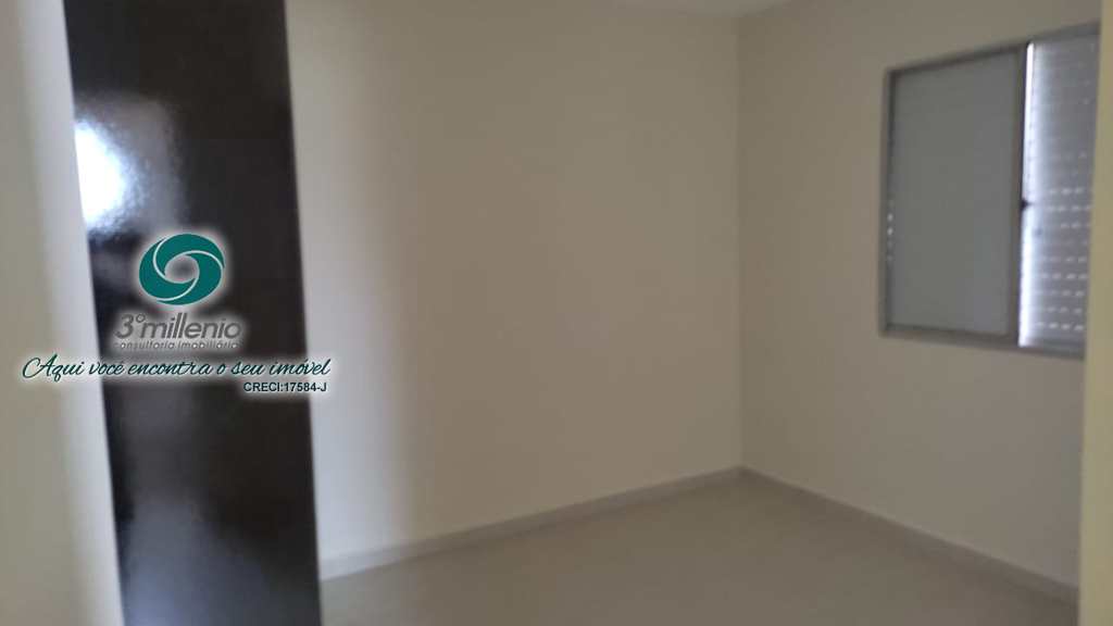 Apartamento em Cotia, no bairro Granja Viana II