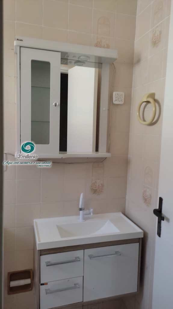 Apartamento em Cotia, no bairro Granja Viana II