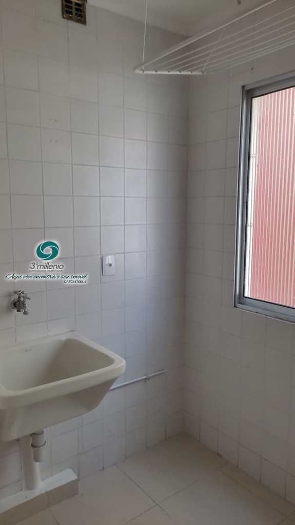 Apartamento em Cotia, no bairro Granja Viana II