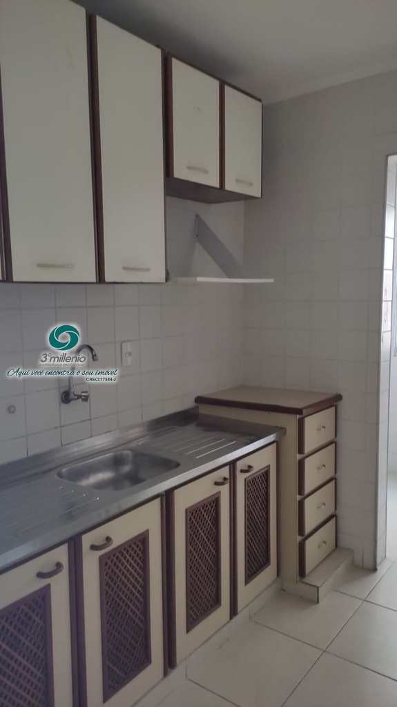 Apartamento em Cotia, no bairro Granja Viana II