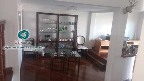 Casa, código 2087 em Cotia, bairro Jardim Semiramis