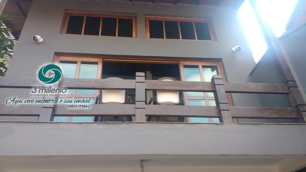 Casa em Cotia, no bairro Jardim Semiramis