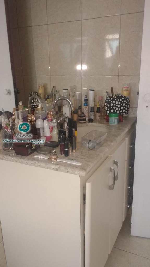 Casa em Cotia, no bairro Jardim Semiramis