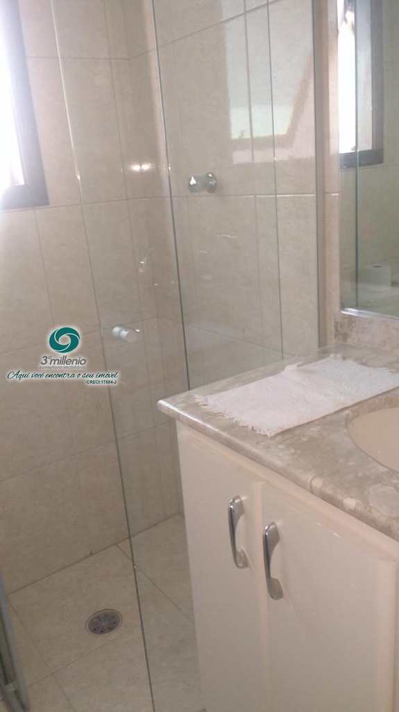 Casa em Cotia, no bairro Jardim Semiramis