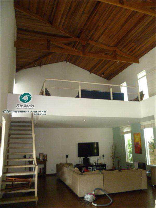 Casa em Cotia, no bairro Parque Frondoso