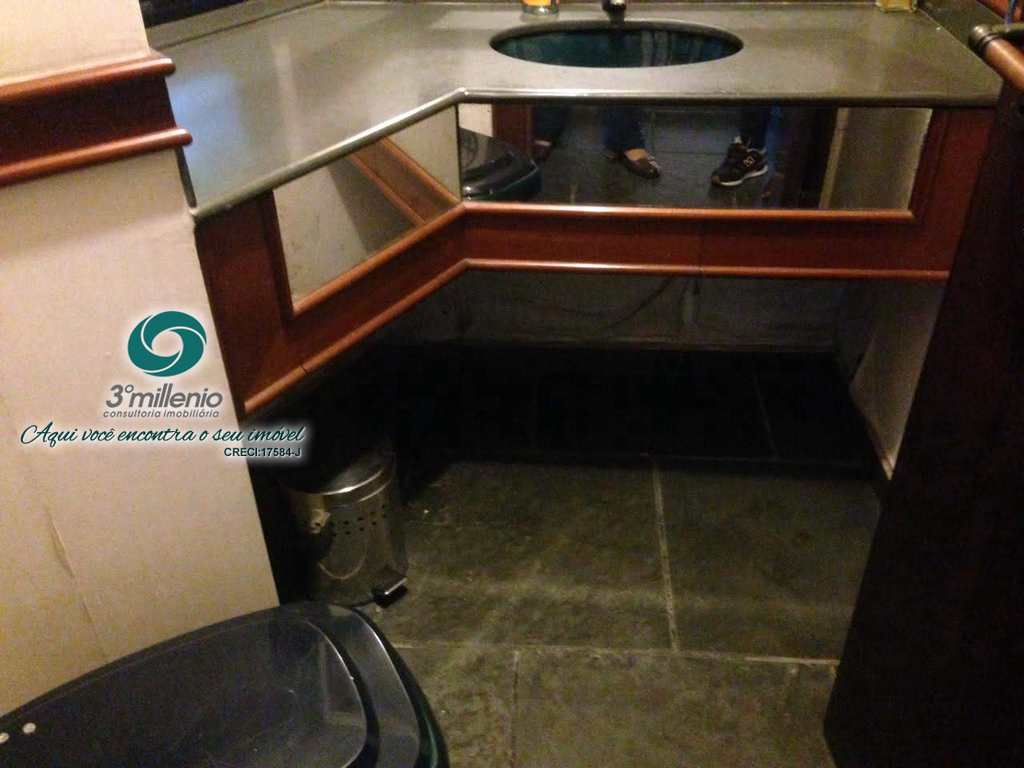 Casa em Cotia, no bairro Jardim Passárgada I