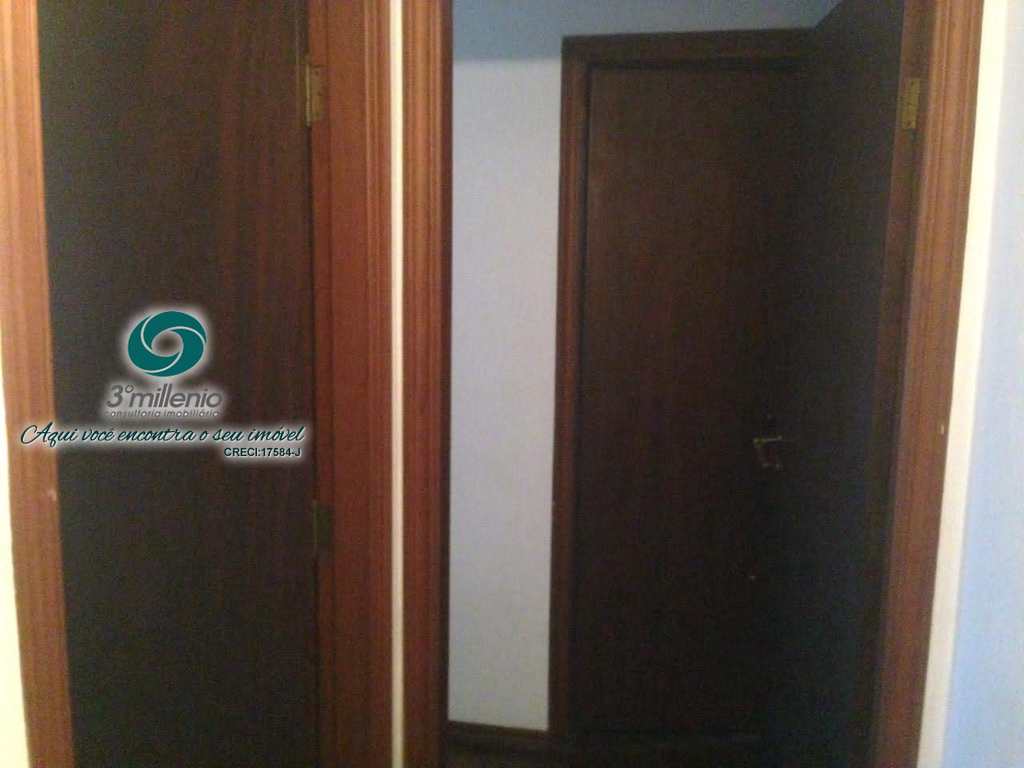 Casa em Cotia, no bairro Jardim Passárgada I