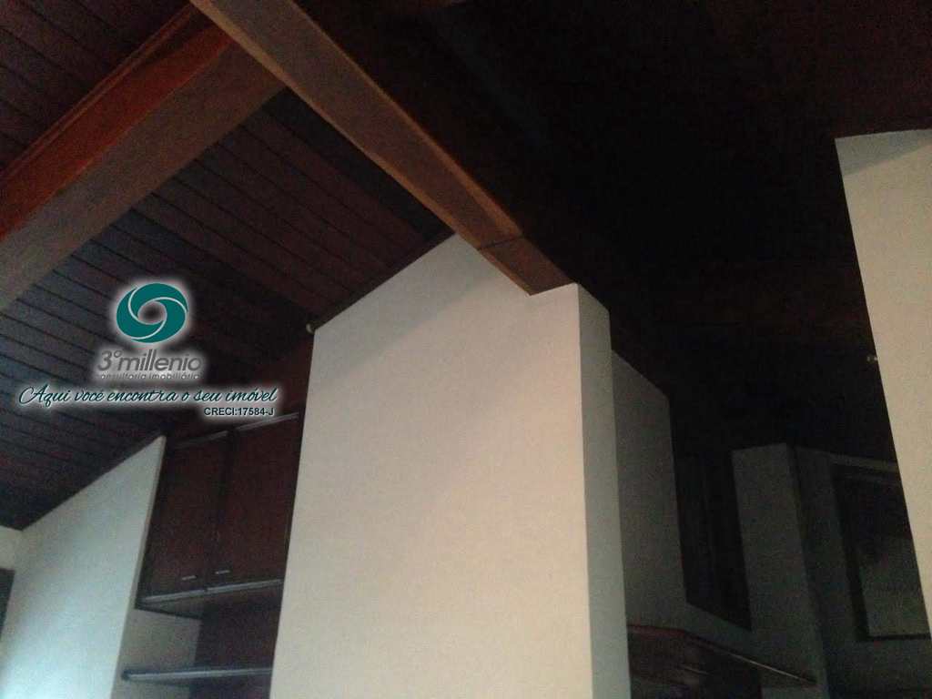 Casa em Cotia, no bairro Jardim Passárgada I