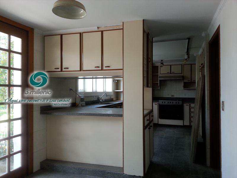 Casa em Cotia, no bairro Jardim Passárgada I
