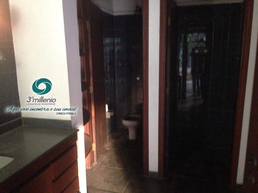 Casa em Cotia, no bairro Jardim Passárgada I