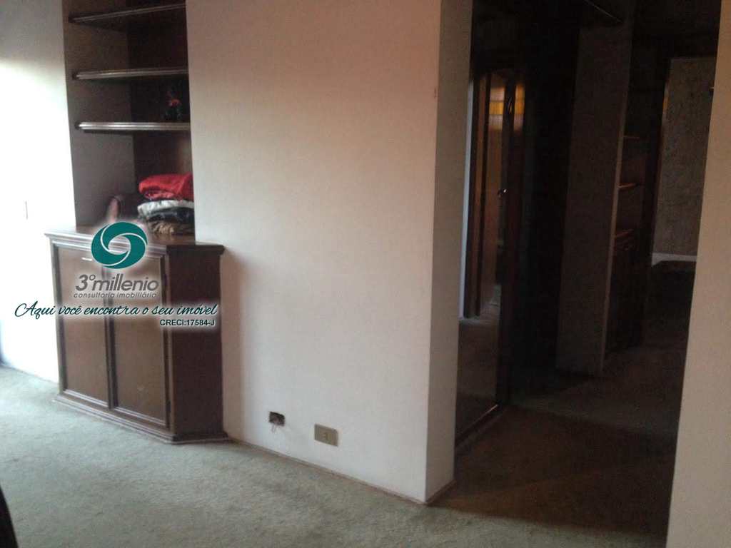 Casa em Cotia, no bairro Jardim Passárgada I