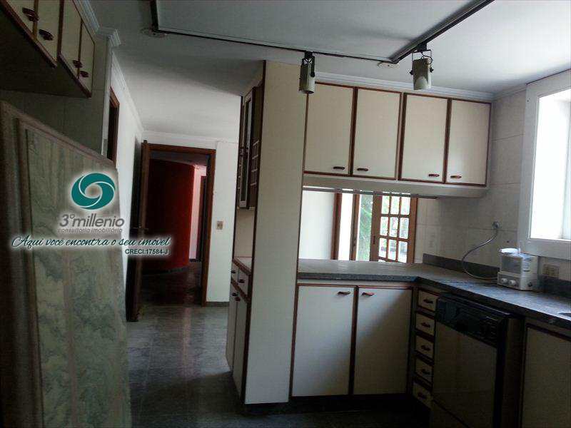Casa em Cotia, no bairro Jardim Passárgada I