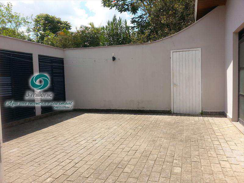Casa em Cotia, no bairro Jardim Passárgada I