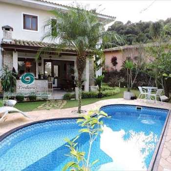 Casa de Condomínio em Carapicuíba, bairro Pousada dos Bandeirantes
